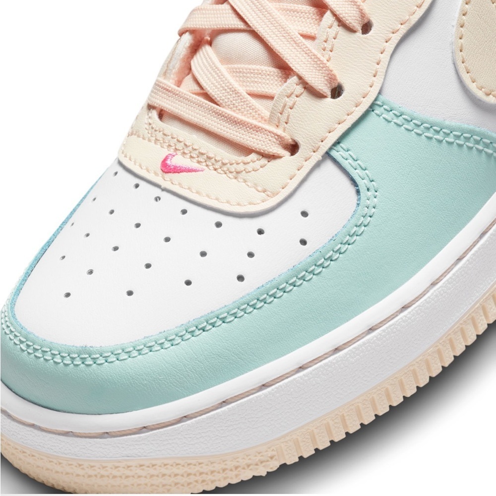 Nike force 1
Brand new - Picture 7 of 8